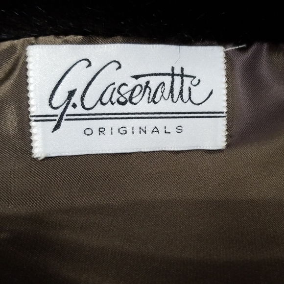 ! Vintage G Caseratti Faux Fur coat! - Picture 6 of 7